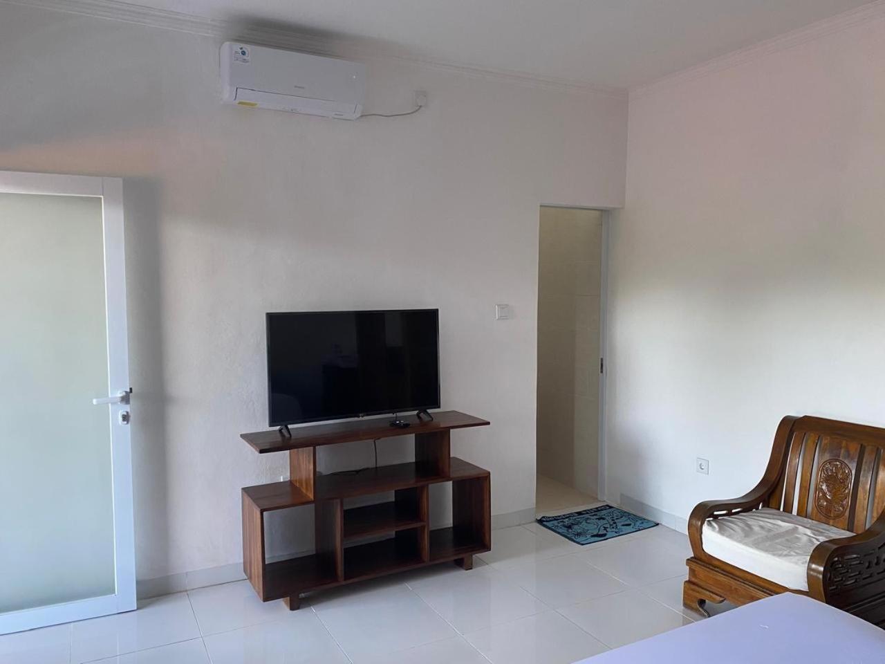 Manis Guest House Seminyak Exterior foto